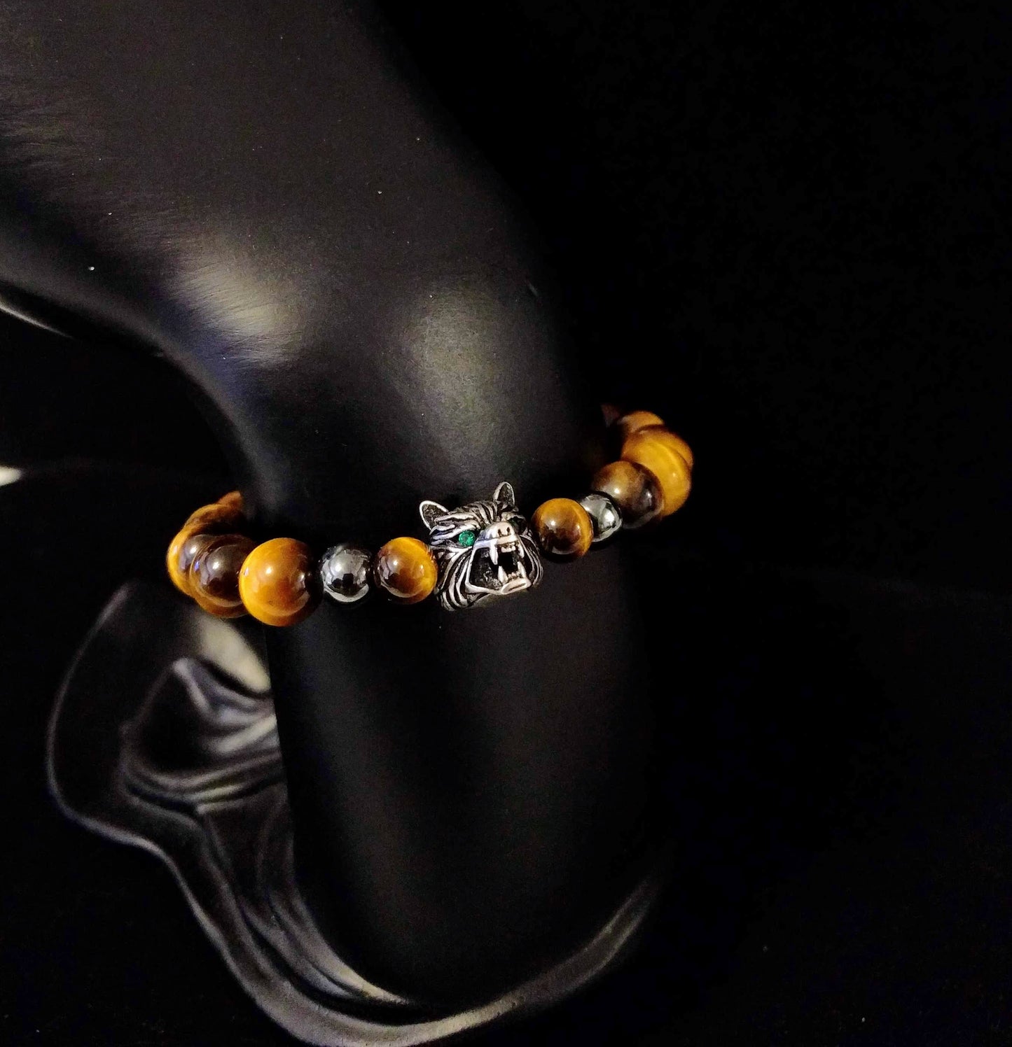 Wolf head and tiger's eye beaded bracelet with magnetic clasp Beaded Bracelets Dragon & Wolf Designs