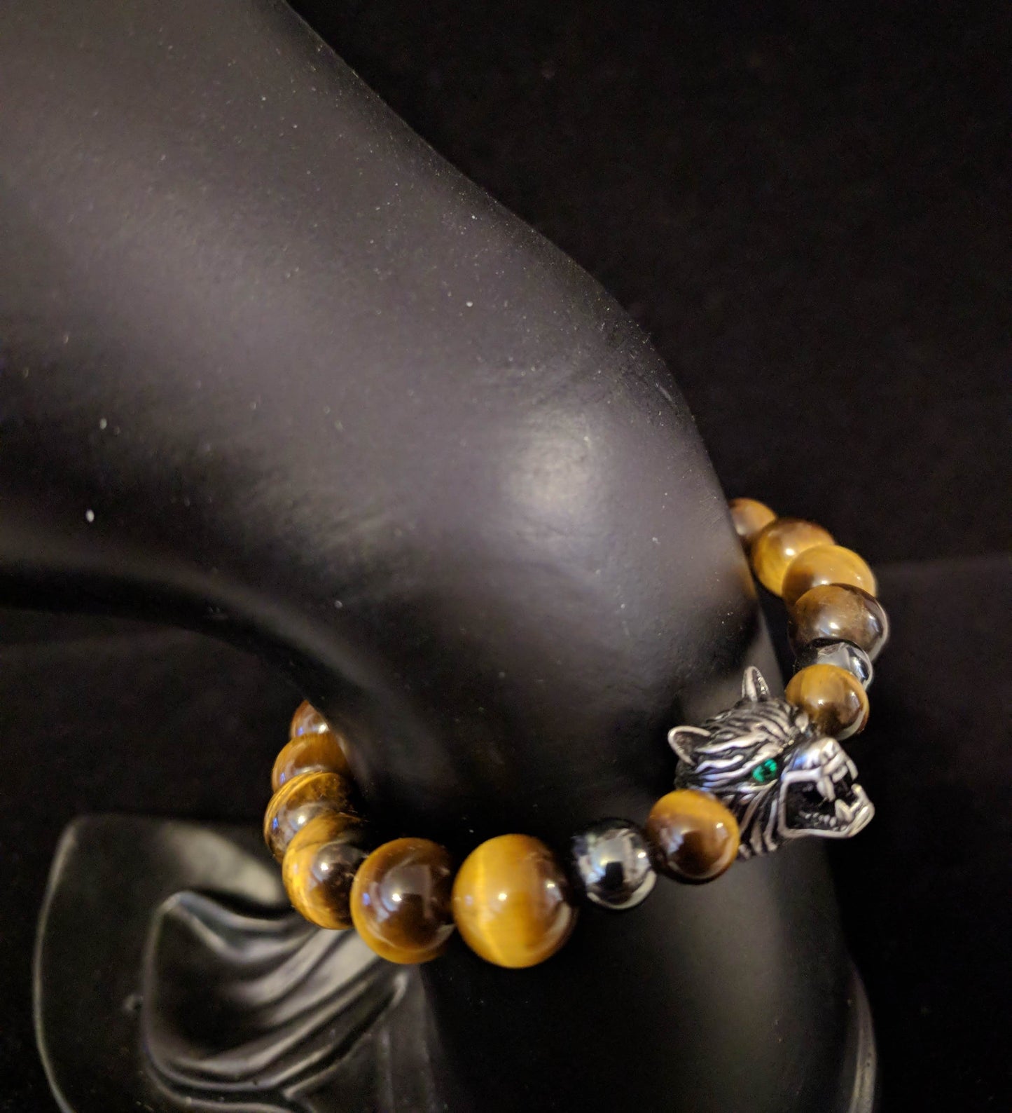 Wolf head and tiger's eye beaded bracelet with magnetic clasp Beaded Bracelets Dragon & Wolf Designs