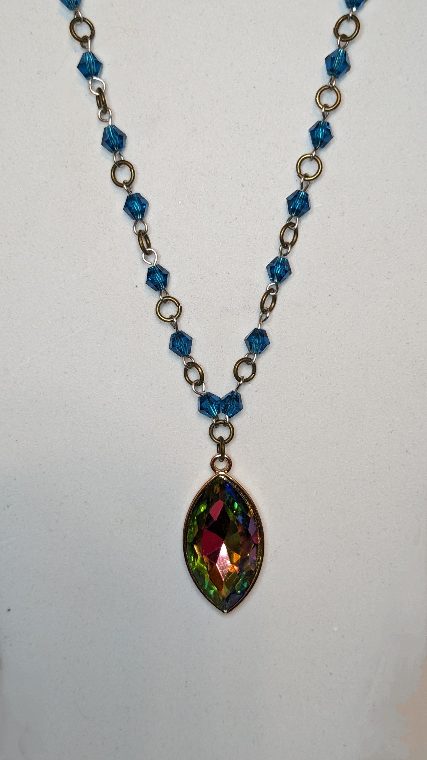 Stunning Beaded Link Necklace with Iridescent Marquise Pendant