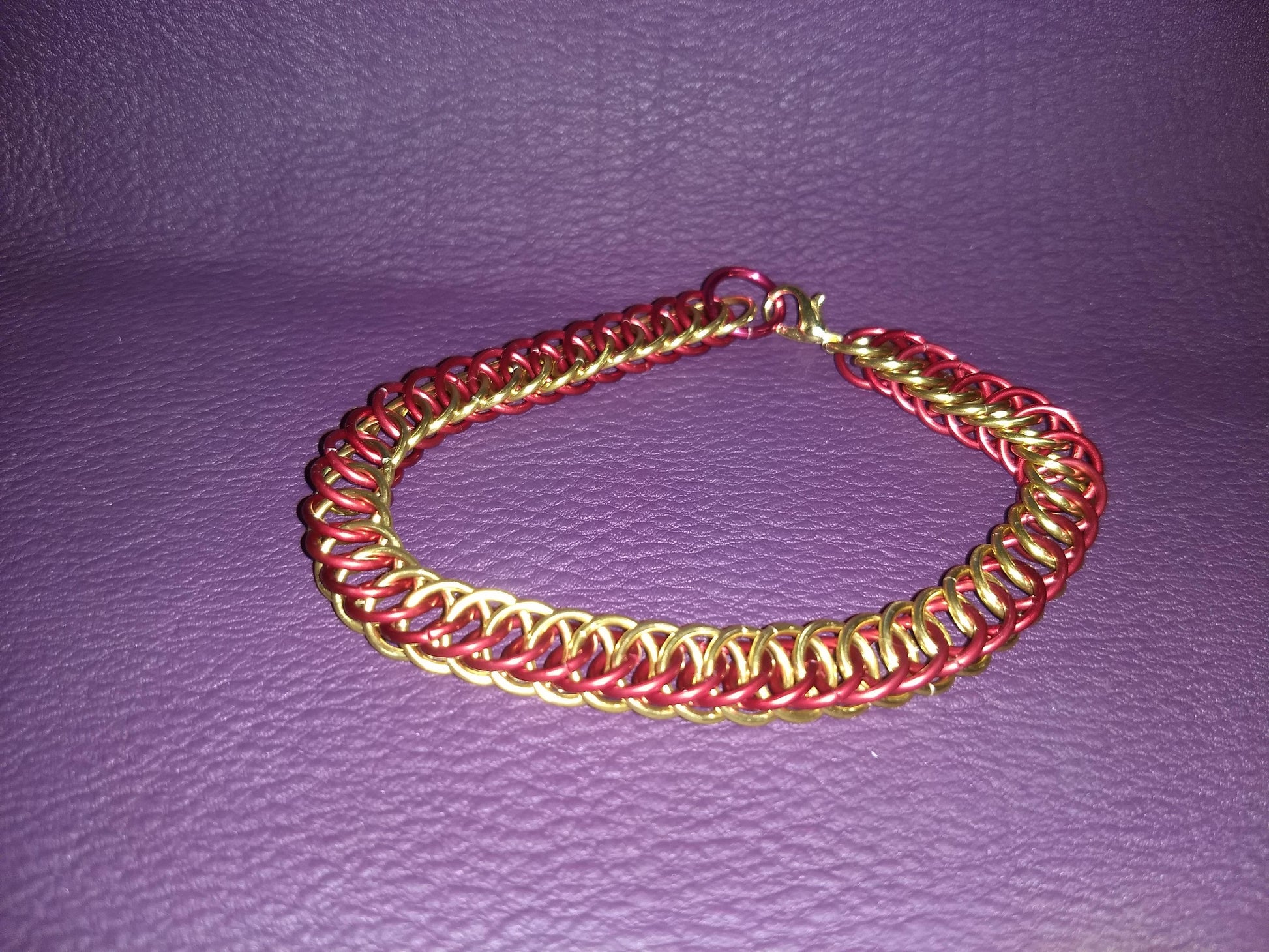 Wizarding House Chainmail bracelets Chainmail Bracelets Dragon & Wolf Designs Red/Gold