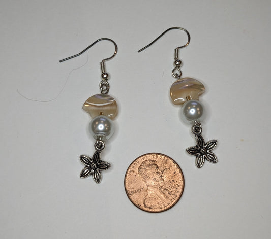 Shell & Pearl Bear Flower Dangle Earrings