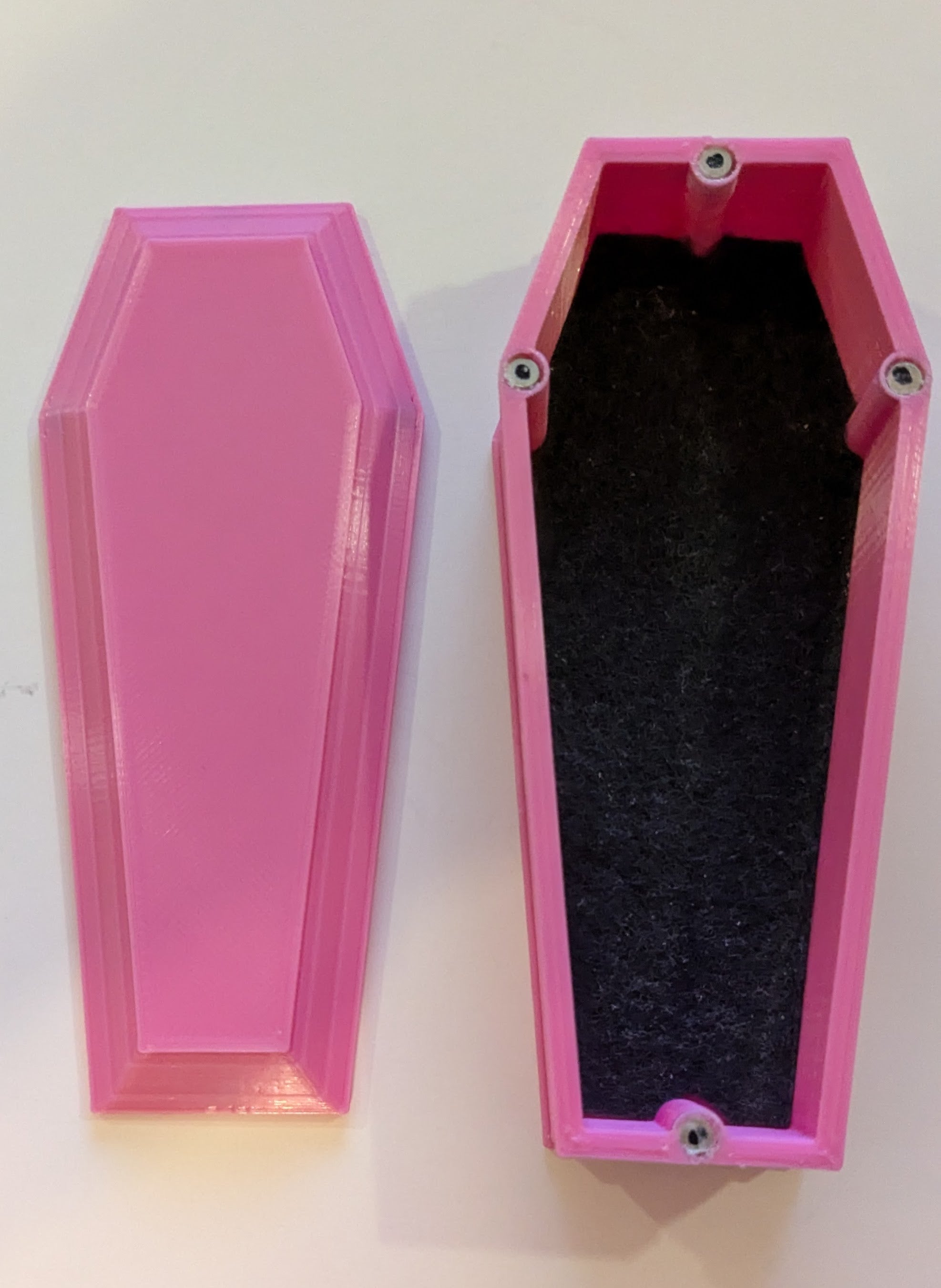 Dice Trinket Coffin