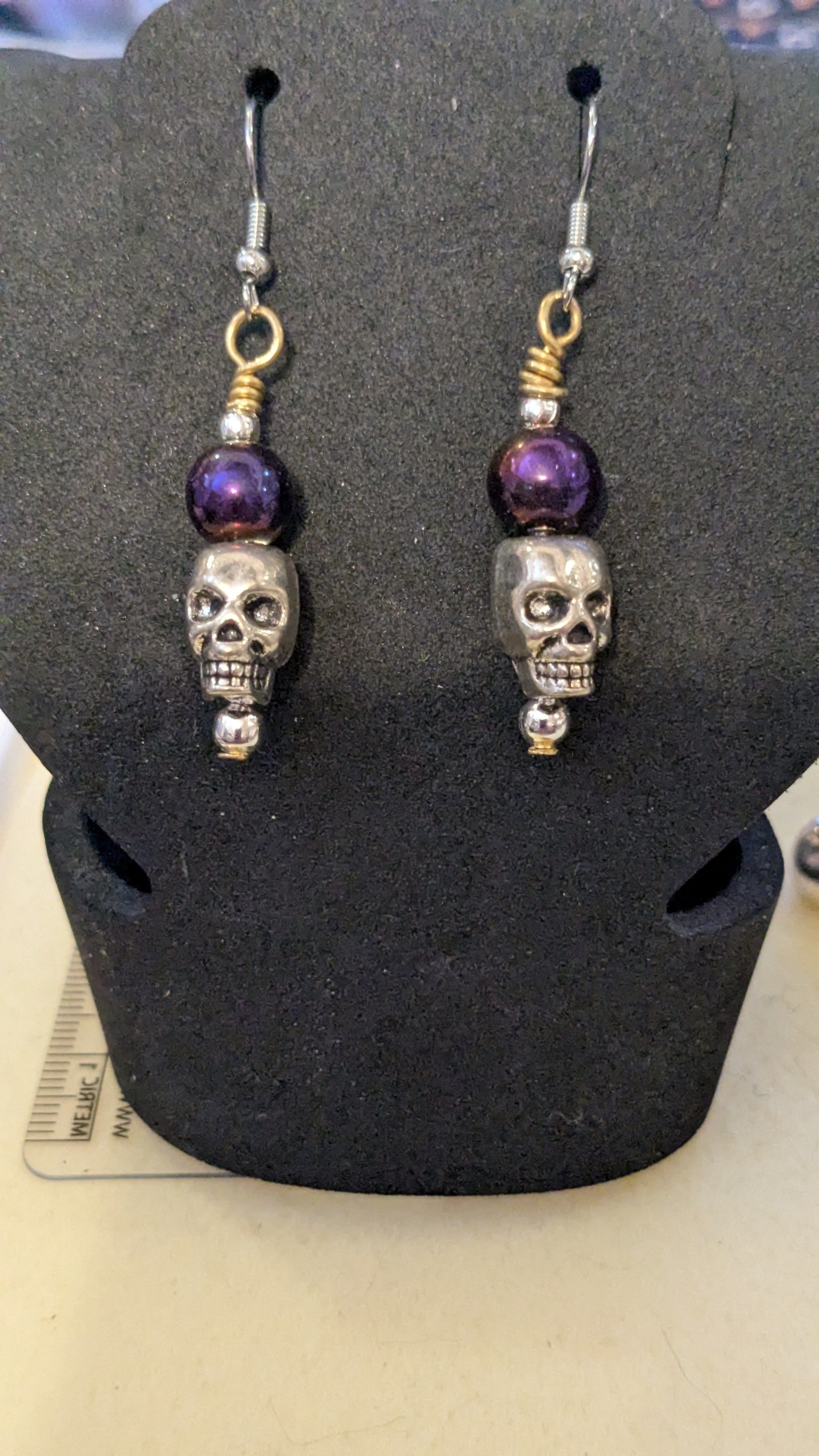 Creepy Skull Dangle Earrings